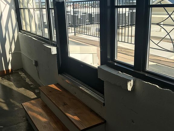 4th image of 900 Terminal Pl APT 312