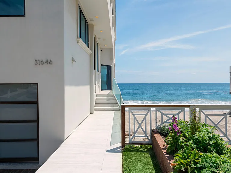 31646 Sea Level Dr — Photo 4