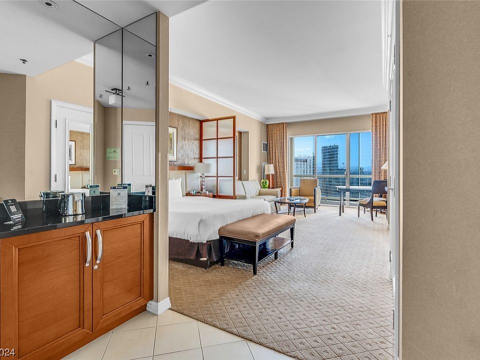 1st image of 125 E Harmon Ave #3009