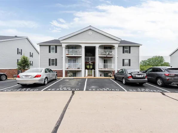 1239 Creve Coeur Crossing Ln APT G, Chesterfield, MO 63017