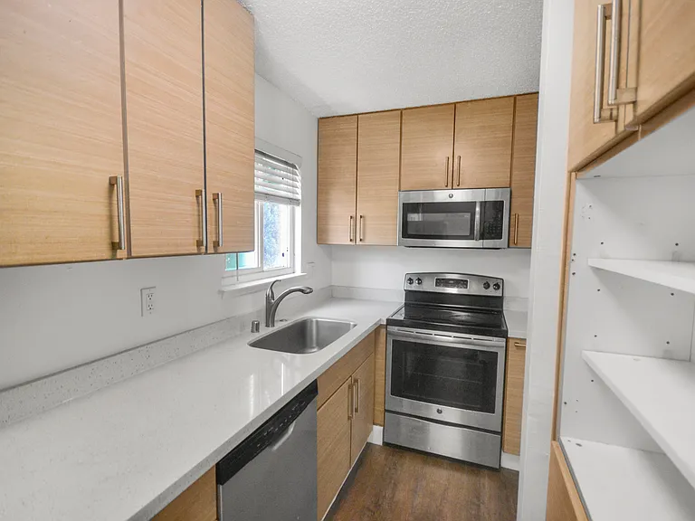 1414 Oakland Blvd #7 — Photo 8