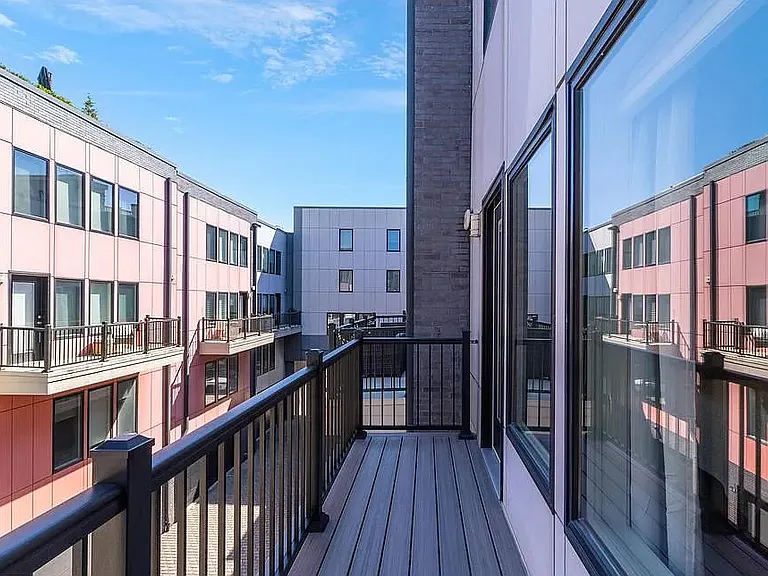 609 N Galloway St — Photo 9