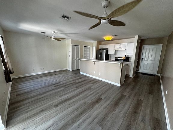 4th image of 3029 N Roosevelt Blvd APT 12