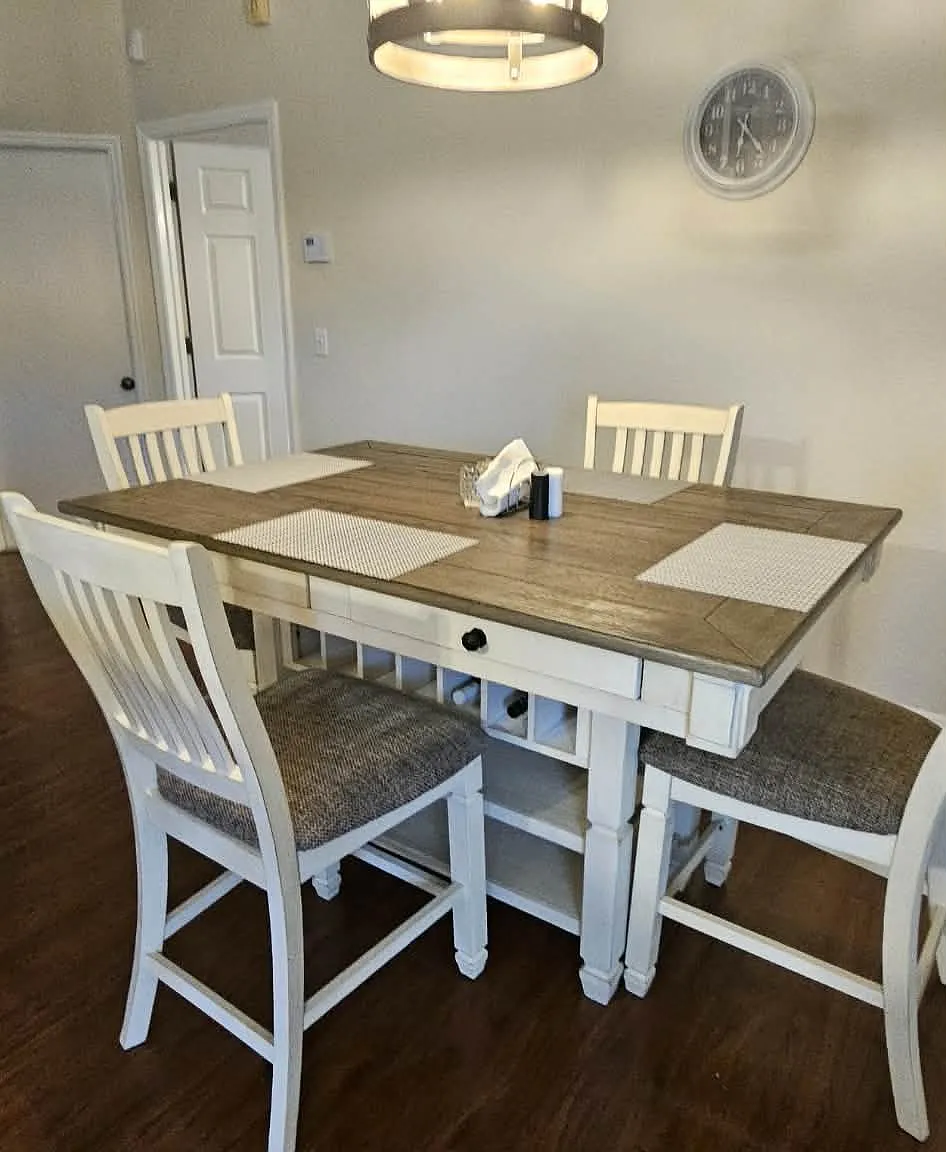 3 bed, 1496 sqft, $900 — Photo 3