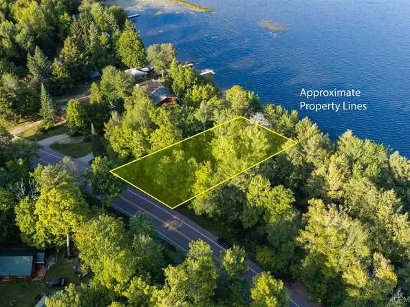 Forest Lake Rd, Au Train, MI 49806