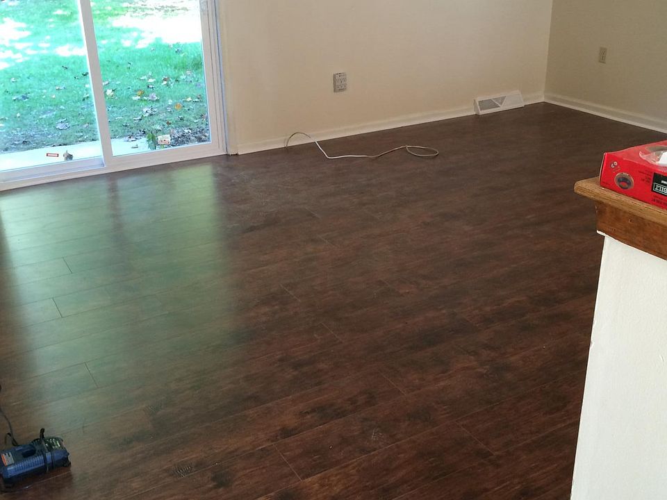 2nd image of 39 Lamplighter Ln