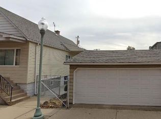 1408 Fischrupp Ave, Whiting, IN 46394