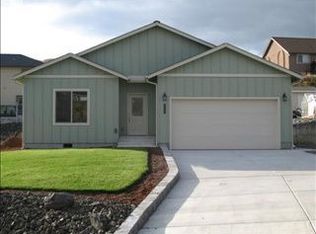 349 S Savoy Ct, Roseburg, OR