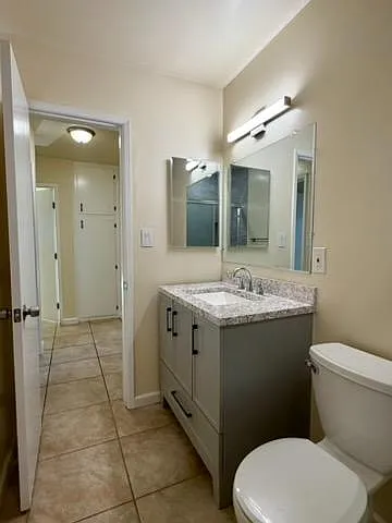 Unit Photo