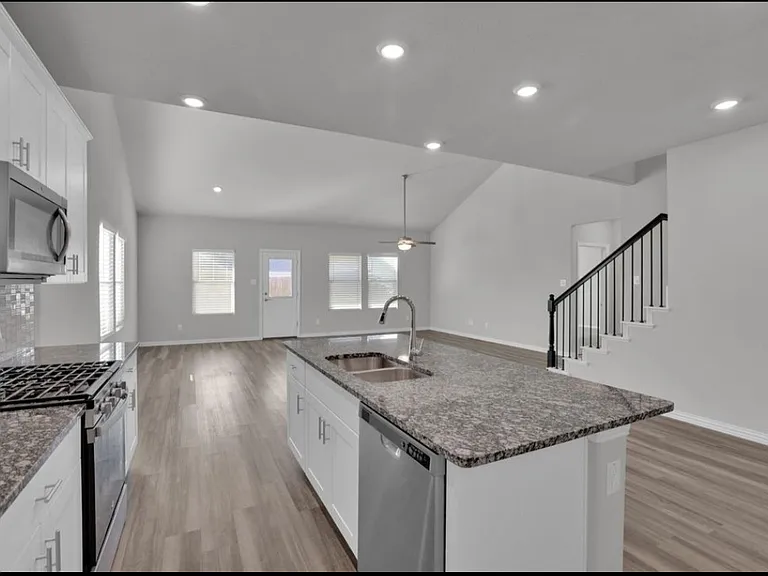 507 Crystal Clear Ln — Photo 9
