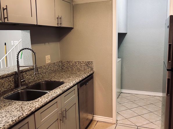 720 Memorial Mews St APT B