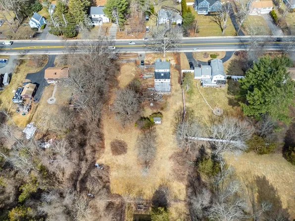 488-488R Main St, Millis, MA 02054