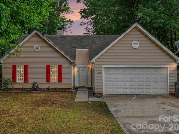 6312 Trysting Rd, Charlotte, NC 28227
