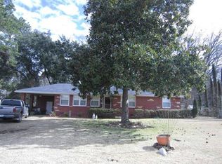 640 Porters Chapel Rd, Vicksburg, MS 39180