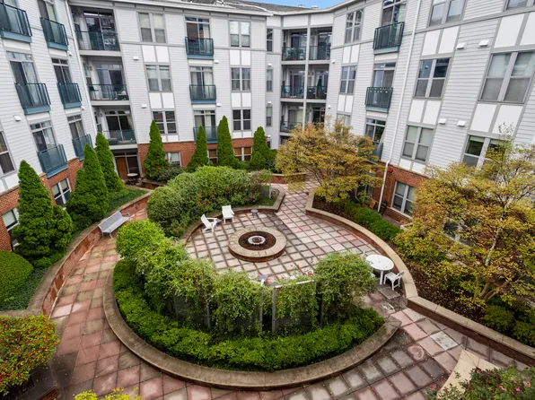 1800 Wilson Blvd #305, Arlington, VA 22209