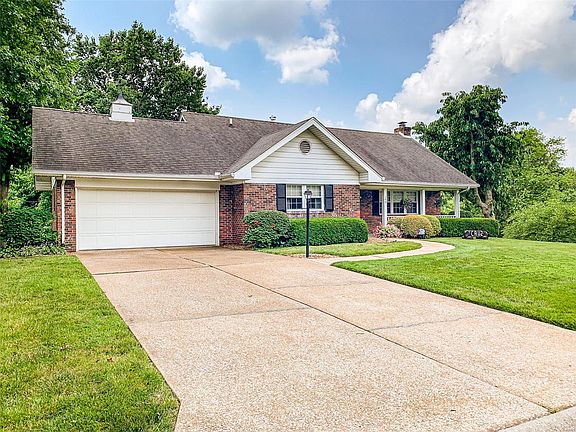 3rd image of 140 Lakeland Hills Dr
