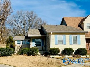 1217 Catskill Cir SE, Huntsville, AL 35802