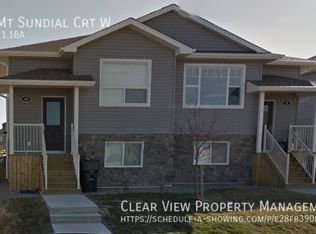 69 Mount Sundial Ct W, Lethbridge, AB T1J 5E5