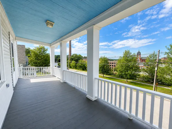 93 Pleasant St #93, Clinton, MA 01510