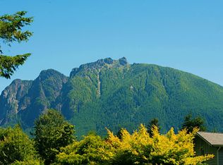 916 Riverside Dr SE, North Bend, WA 98045