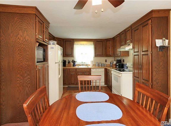 5th image of 153 Seaman Ave