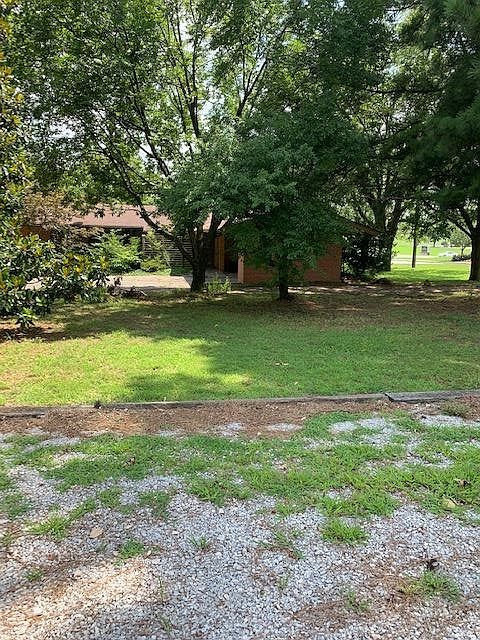 1st image of 604 E Highland Dr