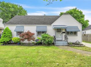 114 Sandra Dr, Cheektowaga, NY 14225