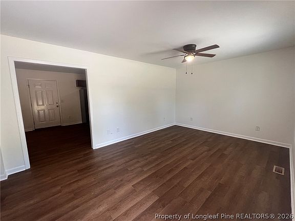 3rd image of 626 Horseshoe Rd