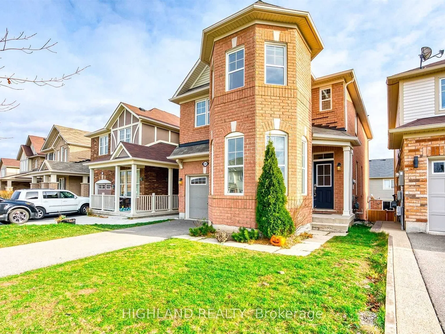 4 bed, $3,590 — Photo 4