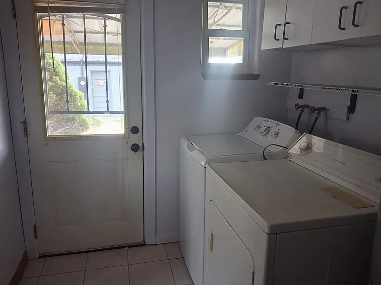5195 Newton St — Photo 2
