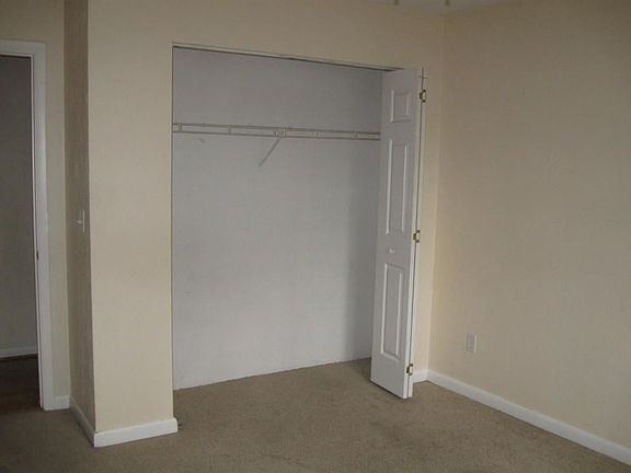 5th image of 155 Inglewood Ct