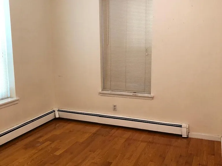 9 Shepherd Ave #2A — Photo 5