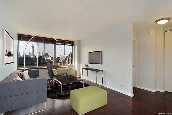 Rented by Corcoran | media 18