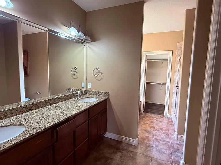 2601 SW Azalea Ave — Photo 32