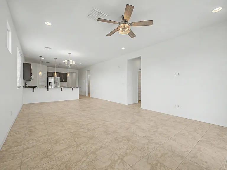 9004 W Georgia Ave — Photo 12