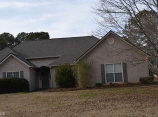 570 Sullivan Rd, Newnan, GA 30265