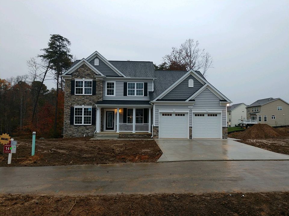 2nd image of 43504 Hayden Ln
