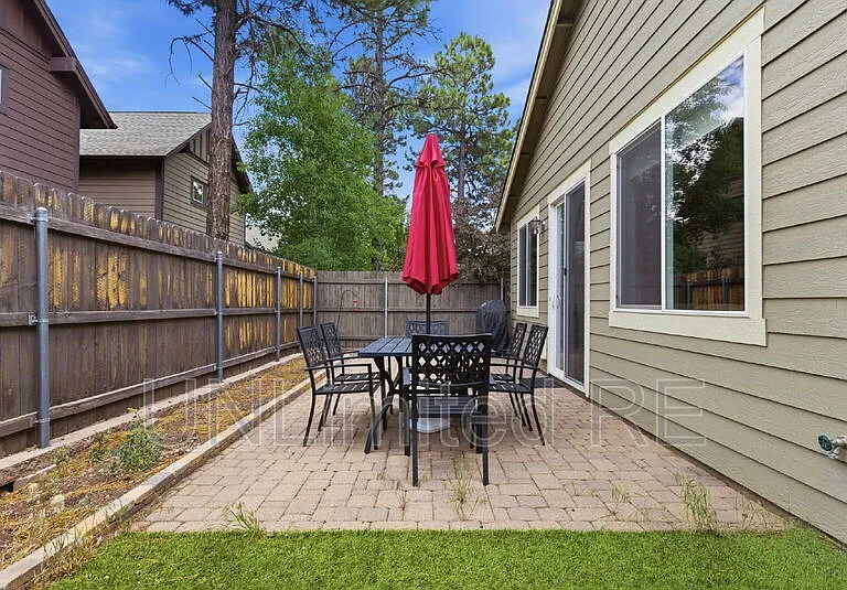 2907 W Presidio Dr — Photo 31
