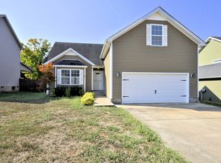 404 Leslie Wood Dr, Clarksville, TN 37040
