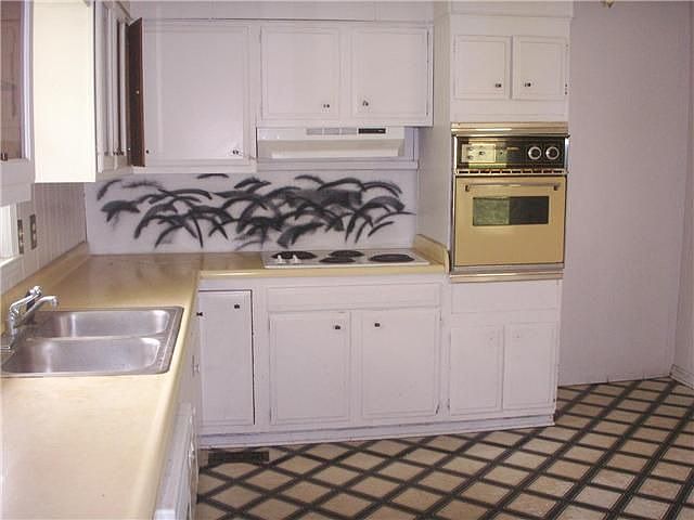 2nd image of 70 Cornelia Dr