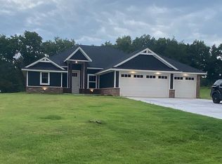 10124 Amber Cir, Newalla, OK 74857