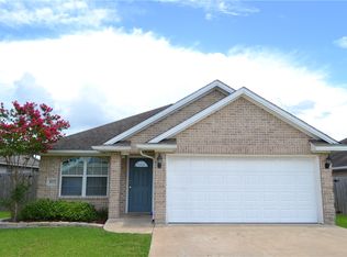 1002 Gardenia St, College Station, TX 77845