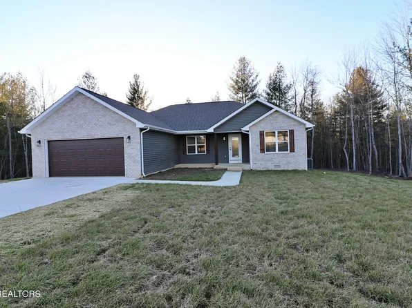 654 Taylon Ln, Oneida, TN 37841