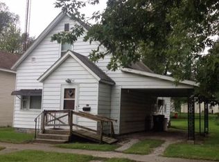 524 S Market St, Winamac, IN