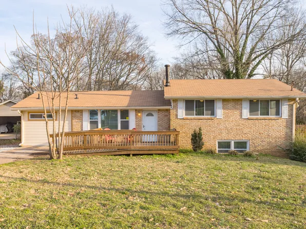 414 McDonald Dr, Nashville, TN 37217