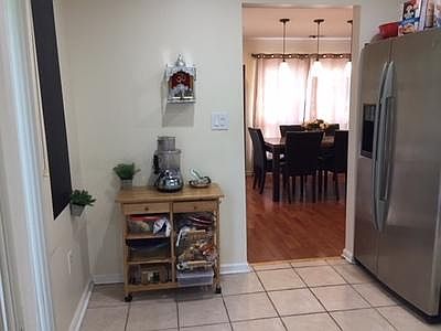 5th image of 46 Buttonwood St #46