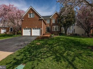 20338 Fishers Island Ct, Ashburn, VA 20147