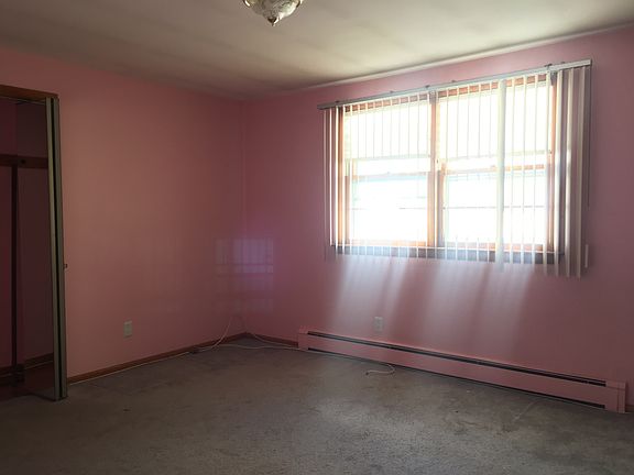 4th image of 74 Patriot Pkwy #2