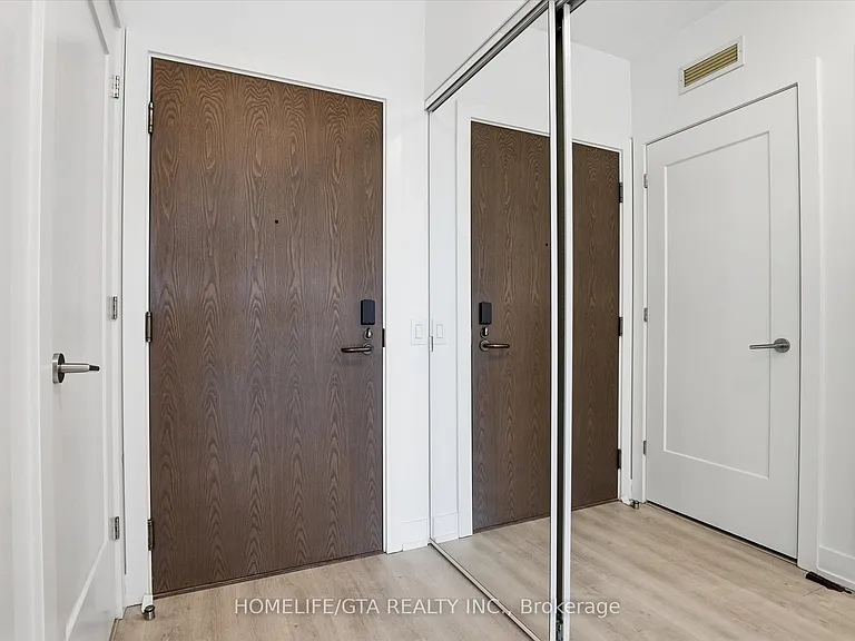 30 Inn On The Park Dr #206 — Photo 6