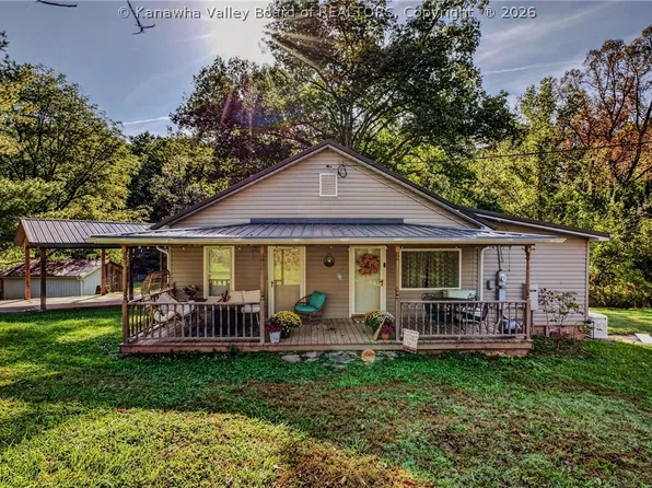 13422 Jerrys Run Rd, Apple Grove, WV 25502
